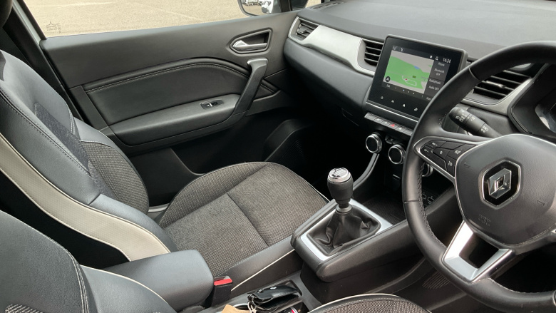 Renault Captur 1.3 Mild hybrid 140 Techno 5dr Petrol Hatchback